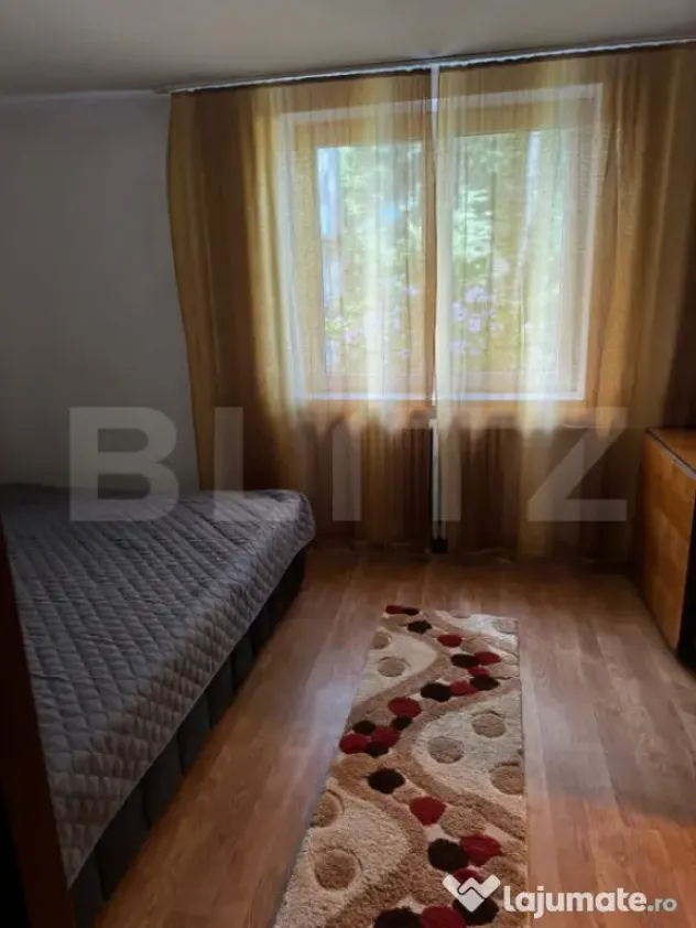 Apartament cu 2 camere, semidecomandat, zona Ultracentrala