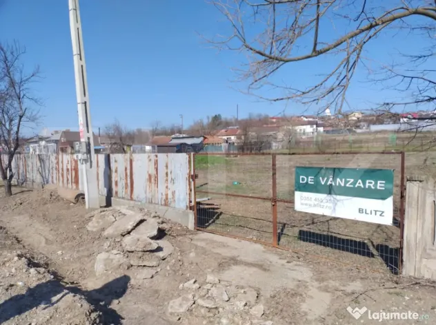 Teren Almăj, 1685 mp, deschidere 40m, cu utilități, 2 lot