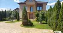 Casă de vânzare – Păulești | 7 camere | teren 1000 mp