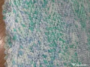 Paturica bebelusi - noua crosetata manual, un cadou deosebit