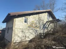 Casă P+M la roșu + teren 1.239 mp – Sărata (Bacău) ...