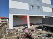 Spatiu Comercial Parter si Curte - in Constructie 
