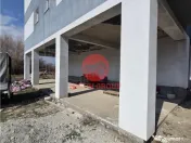 Spatiu Comercial Parter si Curte - in Constructie 