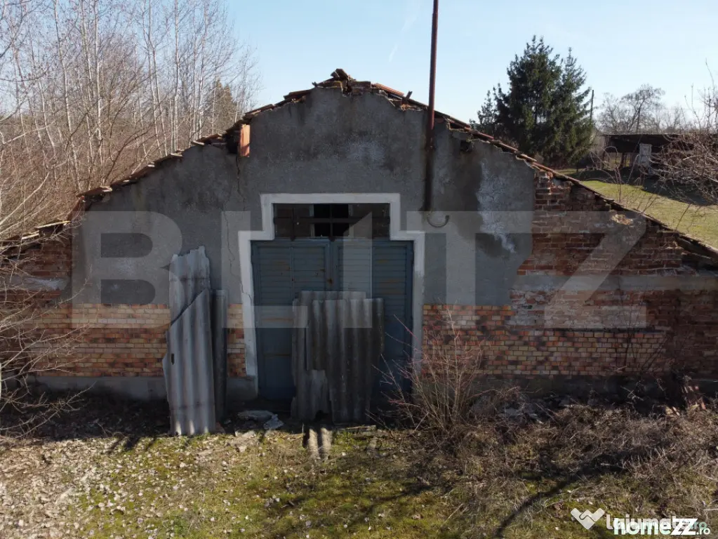 Business Agro-Industrial , 8.032 mp Curți Construcții , 13