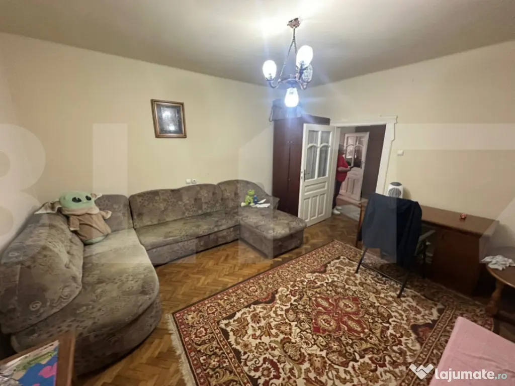 Casa spatioasa, 182 mp, zona Gai