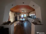 Casa cu teren de vanzare Golesti-Ramnicu Valcea / Manasti... 