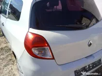 Vând Renault Clio 3 pentru dezmembrări