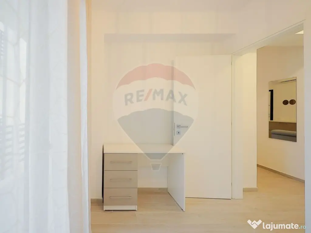 Apartamente 3 camere de închiriat ultracentral, clădire...