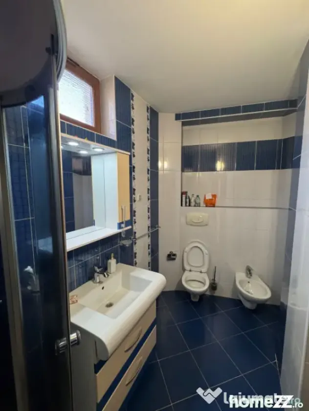 Vilă 336 mp utili, garaj 2 mașini, teren 380 mp, zona Griv