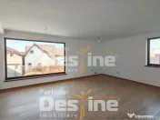 Vilă spațioasă de vânzare în Săcele – zona Bunloc, p 
