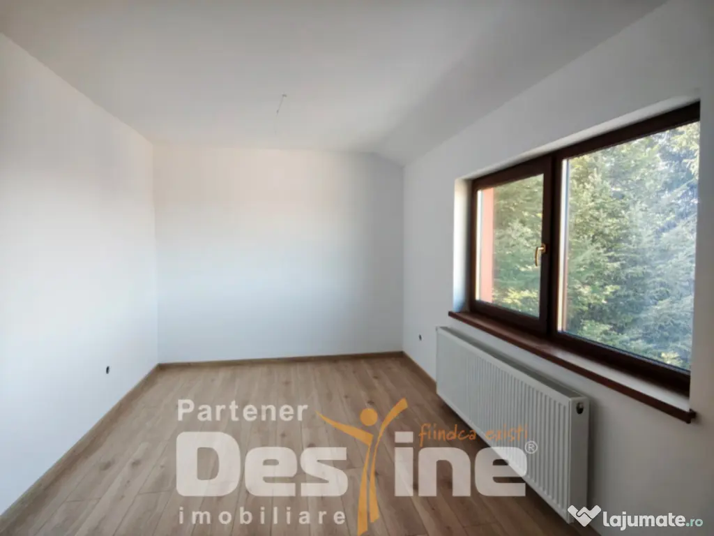 Vilă spațioasă de vânzare în Săcele – zona Bunloc, p