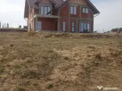 De vânzare teren intravilan în Lacul Reci 
