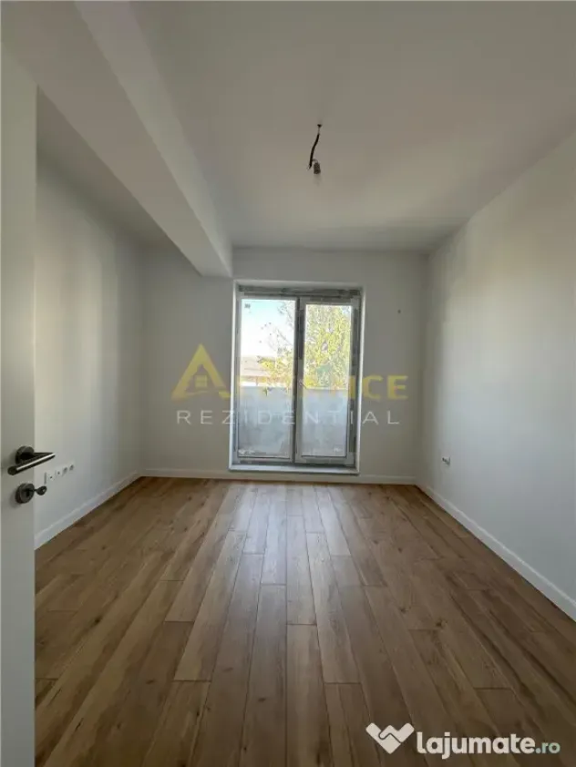 Apartament 3 camere bloc nou P 3 || lift || incalzire in par