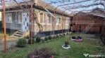 ANSAMBLU 2 CASE ,mobilate gata pentru mutare