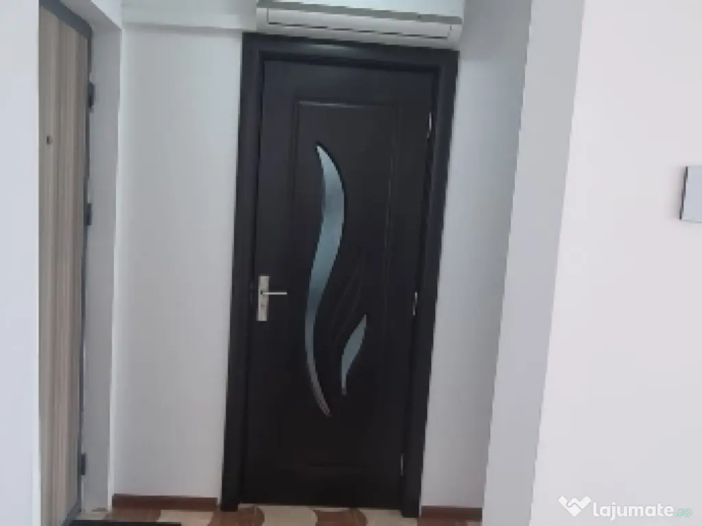 Vand Apartament 2 camere central