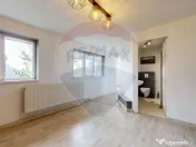 Închiriere casă cu 500 mp curte – ideală pentru familie 