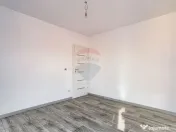 Apartament 3 camere COMPLEX ADORA PARK cu loc de parcare 