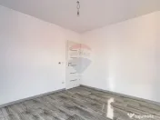 Apartament 3 camere COMPLEX ADORA PARK cu loc de parcare 