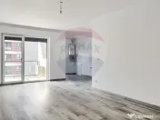 Apartament 3 camere COMPLEX ADORA PARK cu loc de parcare 