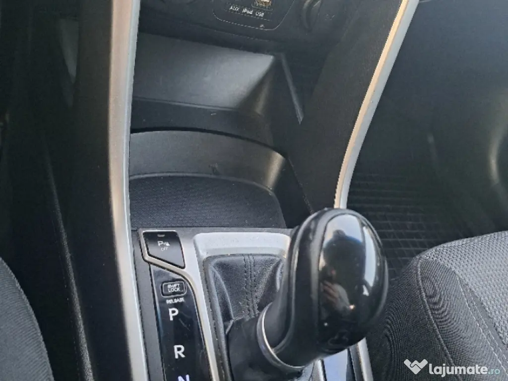 Hyundai i30 automata 1.6 tdci