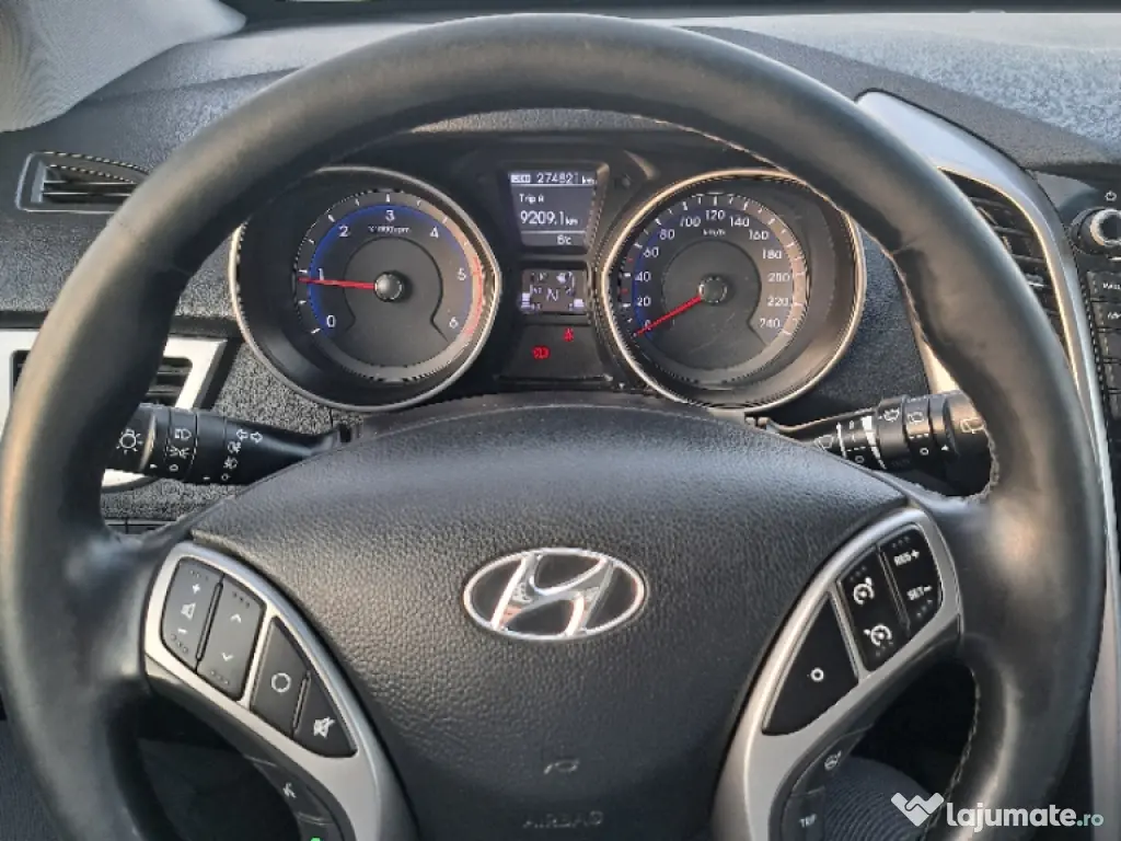 Hyundai i30 automata 1.6 tdci