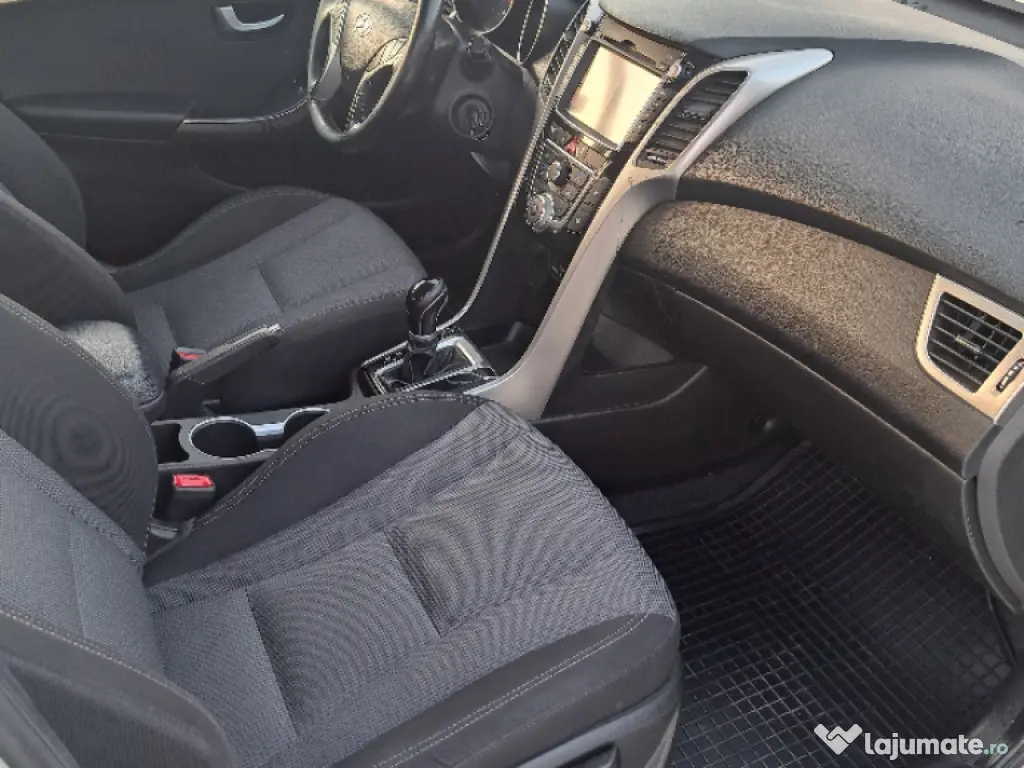 Hyundai i30 automata 1.6 tdci