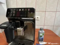 Espressor automat PHILIPS Seria 5500 + Accesorii
