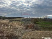 Teren cu panorama superba în Berchezoaia + bonus rulota 