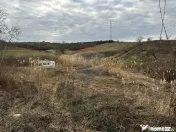 Teren cu panorama superba în Berchezoaia + bonus rulota 