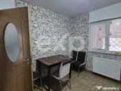 Casă mobilată, cu garaj și foișor – Zonă liniștită 