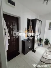 Apartament de vânzare 2 camere, decomandat, mobilat 