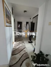 Apartament de vânzare 2 camere, decomandat, mobilat 