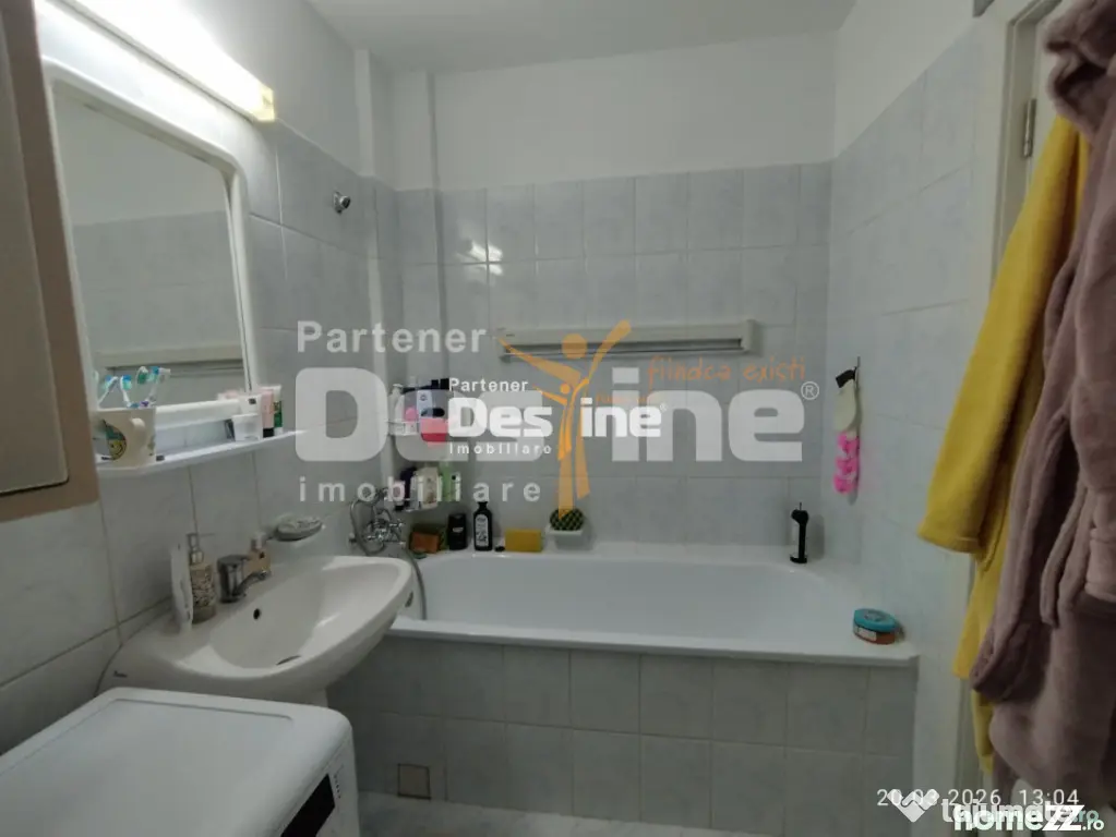 Apartament de vânzare 2 camere, decomandat, mobilat