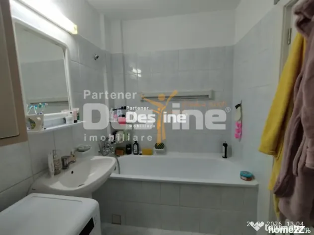 Apartament de vânzare 2 camere, decomandat, mobilat