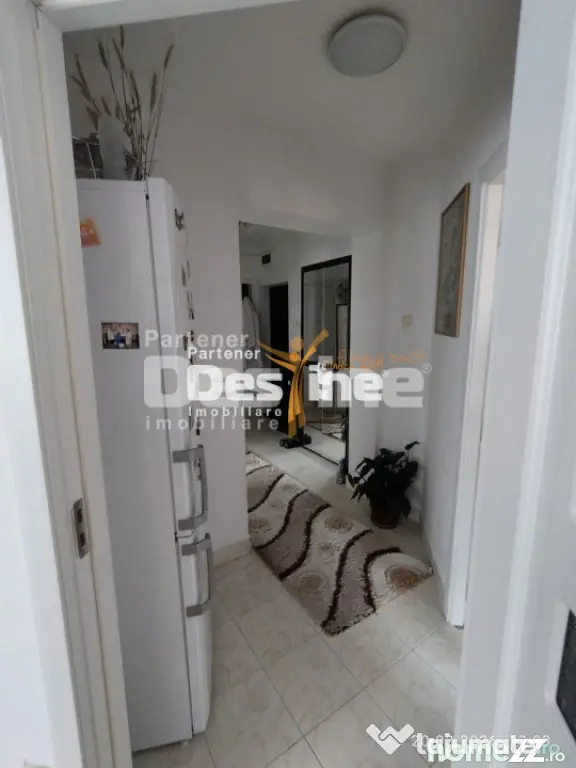 Apartament de vânzare 2 camere, decomandat, mobilat