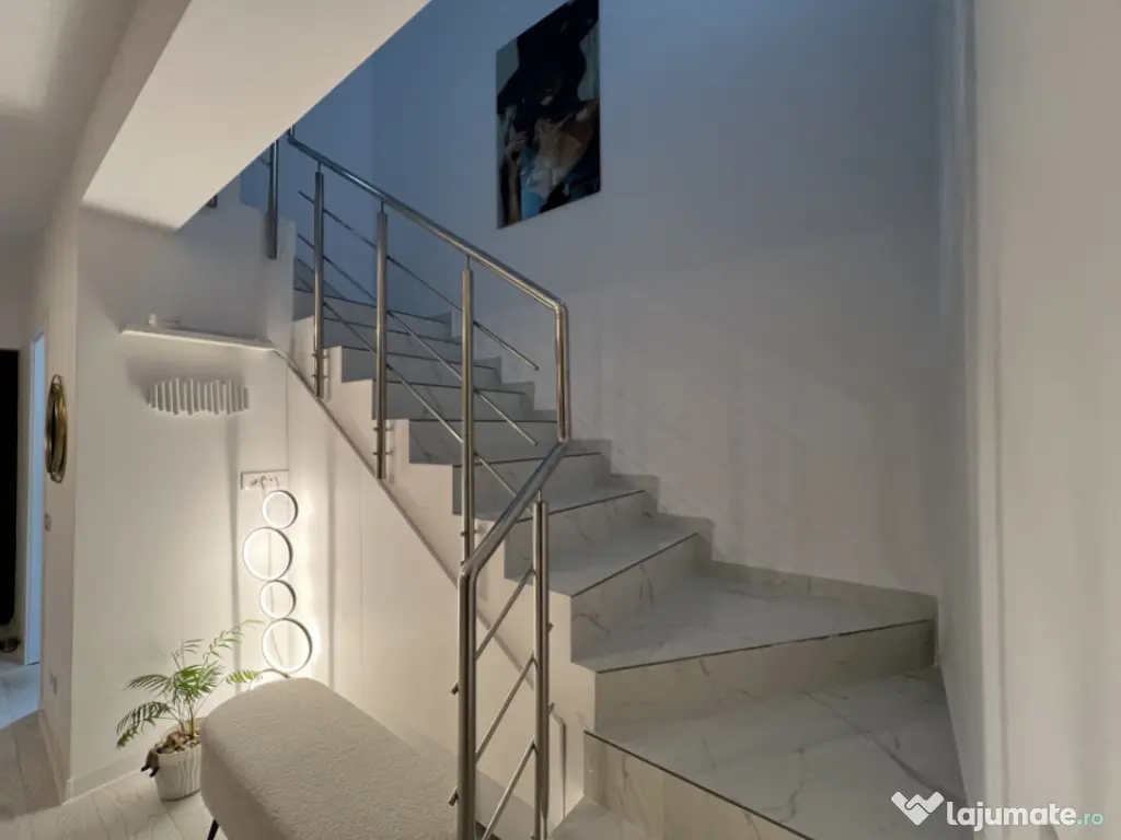 Vila insiruta, exclusivista, 138 mp construiti, 169mp teren,