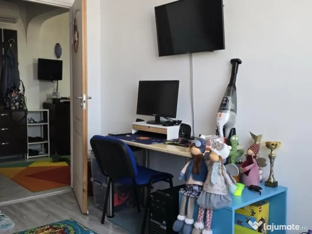 Apartament 2 camere, decomandat – in Deva, zona Balcescu