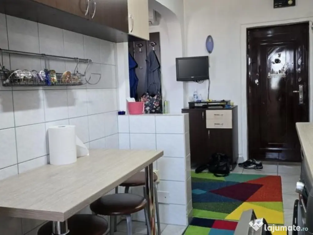 Apartament 2 camere, decomandat – in Deva, zona Balcescu