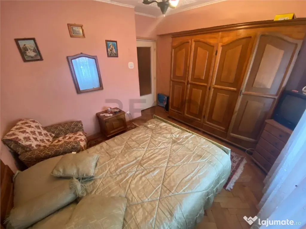 RECO apartament 42mp util Marghita-Zona Centrala