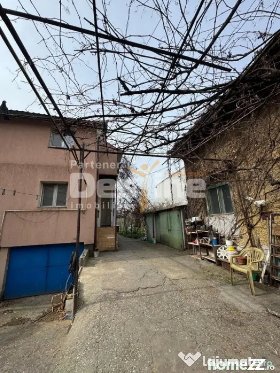 Teren 1553 mp – Oportunitate imobiliară în zonă cu regi