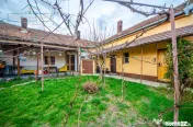 Apartament cu 2 camere la curte comună, zona Parneava, Arad 