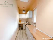 Apartament cu 2 camere la curte comună, zona Parneava, Arad 