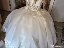 Vând rochie de mireasă mărimea 40 42