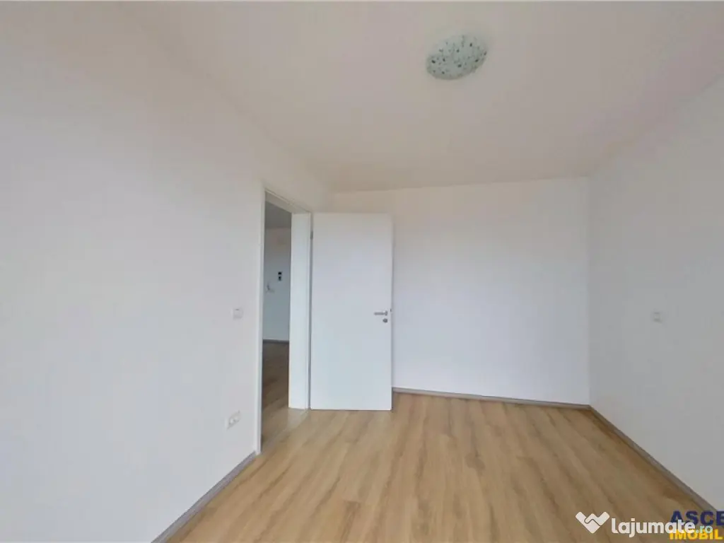 PET Friendly Prima , vedere spectaculoasa catre munti, Garii