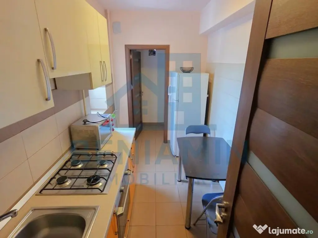 Garsoniera centrala langa Patria