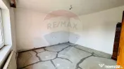 Casă / Vilă cu 4 camere de vânzare Santandrei