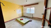 Casă / Vilă cu 4 camere de vânzare Santandrei 