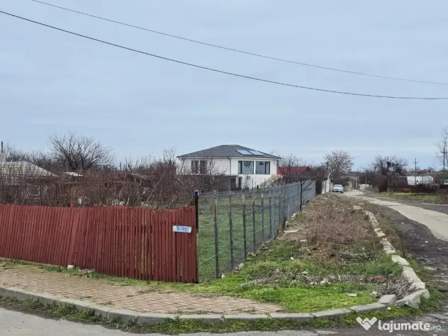 Vanzari terenuri in Tuzla lot de casa