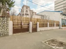 Piata Muncii - Decebal, casa 87 mp totali, 179 mp curte l...