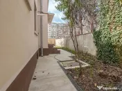 Piata Muncii - Decebal, casa 87 mp totali, 179 mp curte l... 